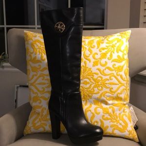 Tory Burch NWOT Leather Boots